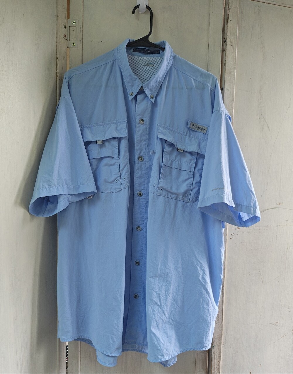 Columbia Men's Short-Sleeve Fishing Shirt in Light Blue XL